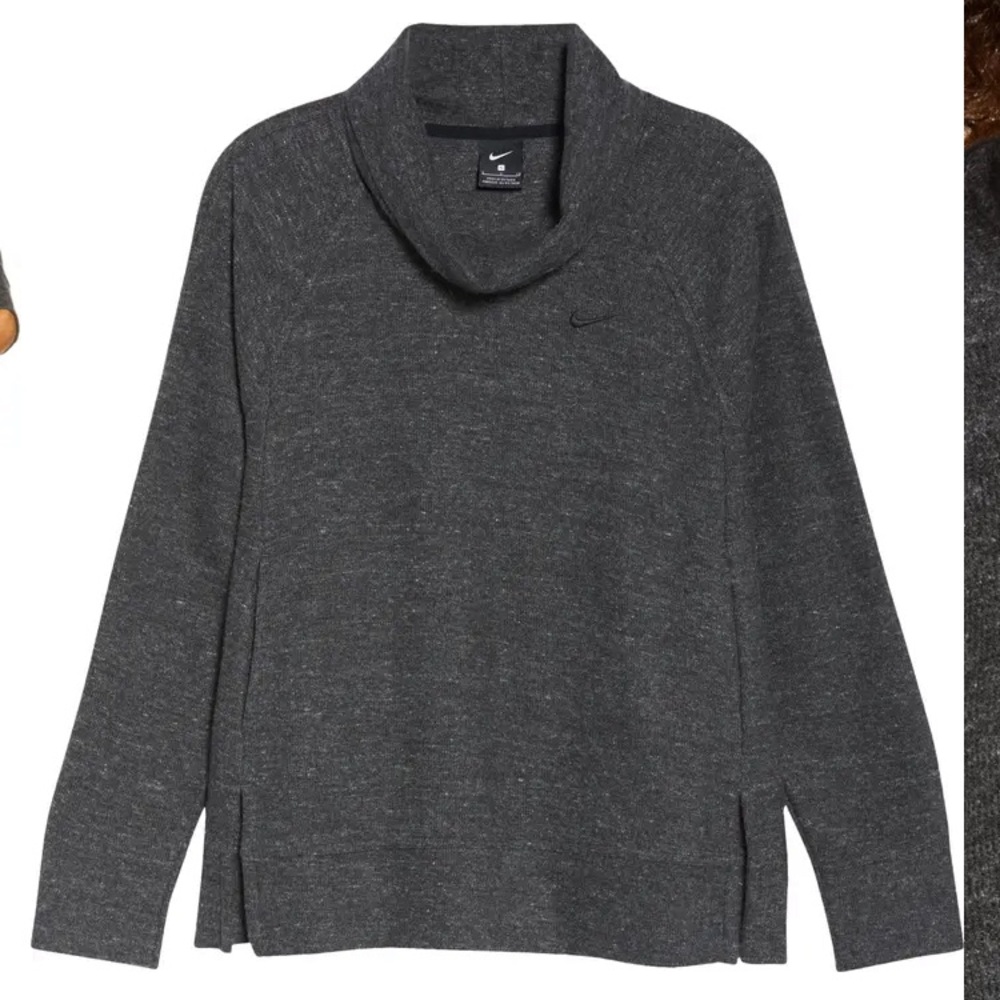 New without tags- Women’s Nike Therma Fleece Cowl Neck sweatshirt